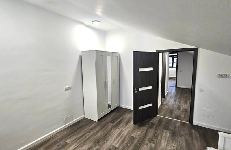 Vermietung einer neuen möblierten 4-Zimmer-Wohnung, 133 m², Bukarest, Rumänien